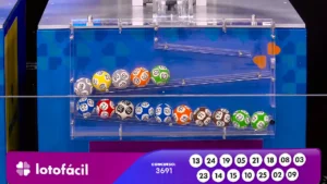Concurso 3691 da Lotofácil, com resultado dos números sorteados nesta quinta-feira, 21/05, bem como prêmios de todas as faixas de acerto, total de apostas realizadas, ganhadoras e perdedoras, com detalhes especiais. Além disso, análise econômica, financeira e lotérica da extração, arrecadação e pagamento de prêmios, bem como a destinação pública do dinheiro do saldo residual.