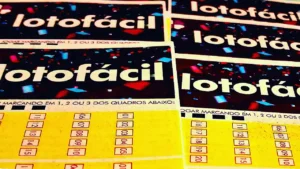 Concurso 3693 da Lotofácil, com resultado dos números sorteados neste sábado, 23/05, bem como prêmios de todas as faixas de acerto | Folha do Leste