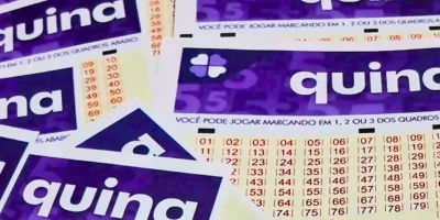 Volante do Concurso 7034 da Quina, com resultado dos números sorteados nesta segunda-feira, 25/05, bem como prêmios de todas as faixas de acerto, total de apostas realizadas, ganhadoras e perdedoras, com detalhes especiais. Além disso, análise econômica, financeira e lotérica da extração, arrecadação e pagamento de prêmios, bem como a destinação pública do dinheiro do saldo residual.