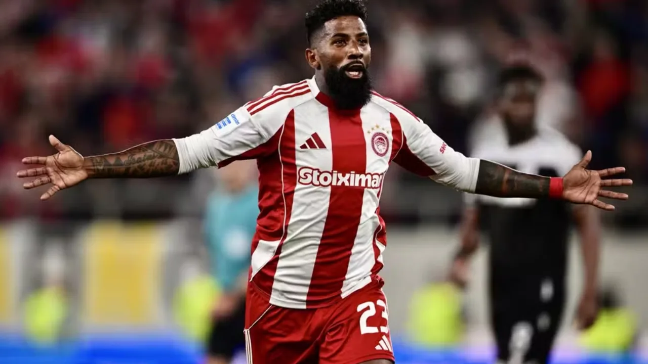 Rodinei no Athletico entra no radar do Furacão para a próxima janela de transferências Rodinei no Athletico entra no radar do Furacão para a próxima janela de transferências