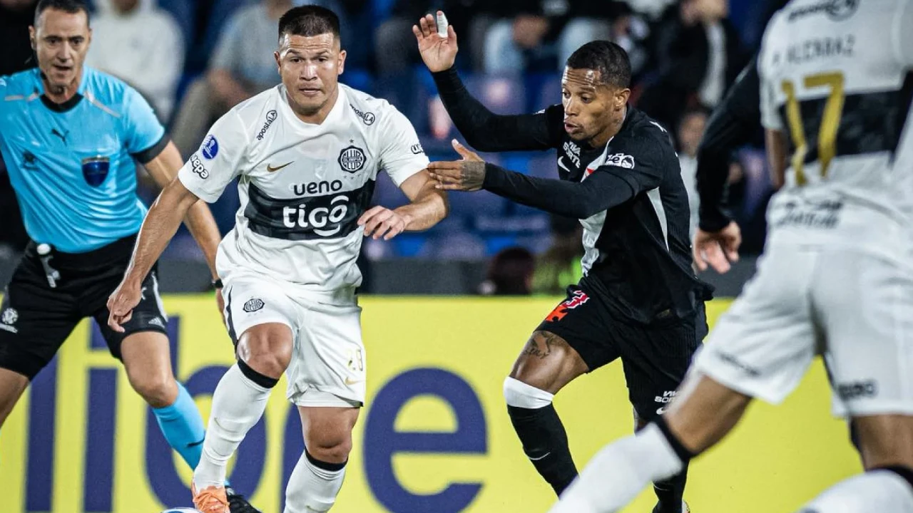 Vasco na Sul-Americana perde para o Olimpia por 3 a 1 no Defensores del Chaco