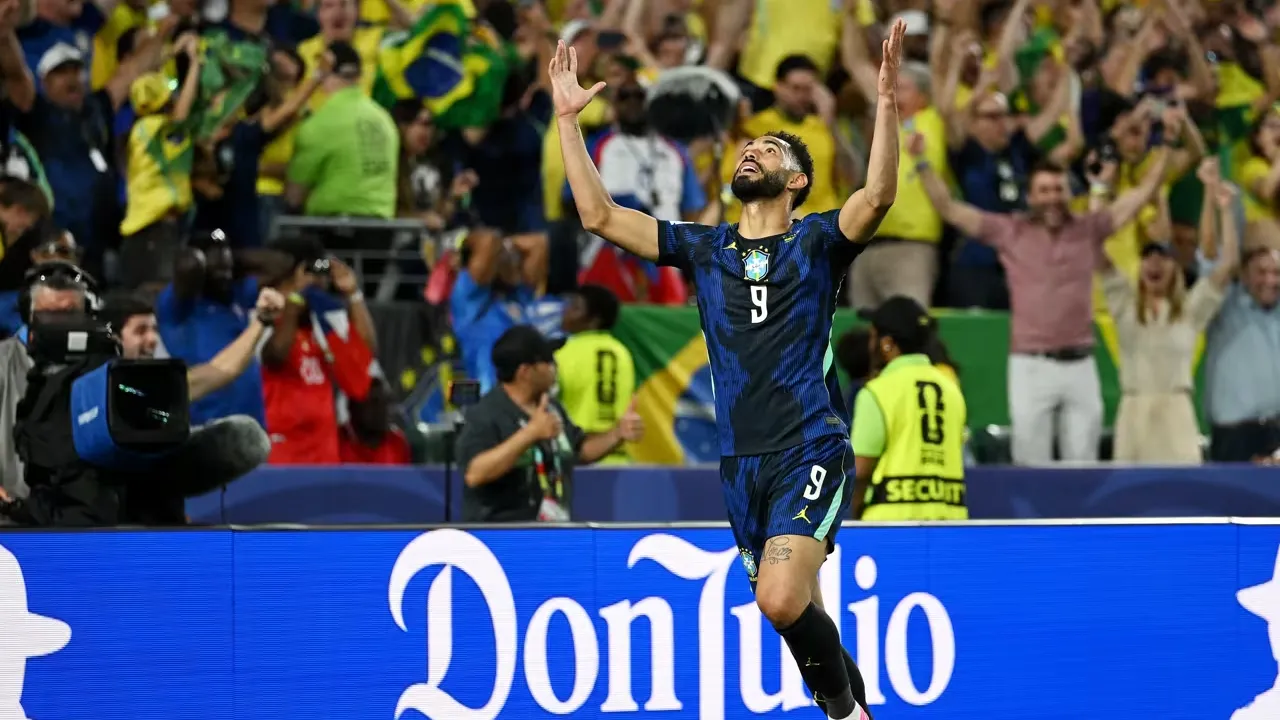 Matheus Cunha comemora gol na vitória do Brasil sobre o Haiti pela Copa do Mundo 2026