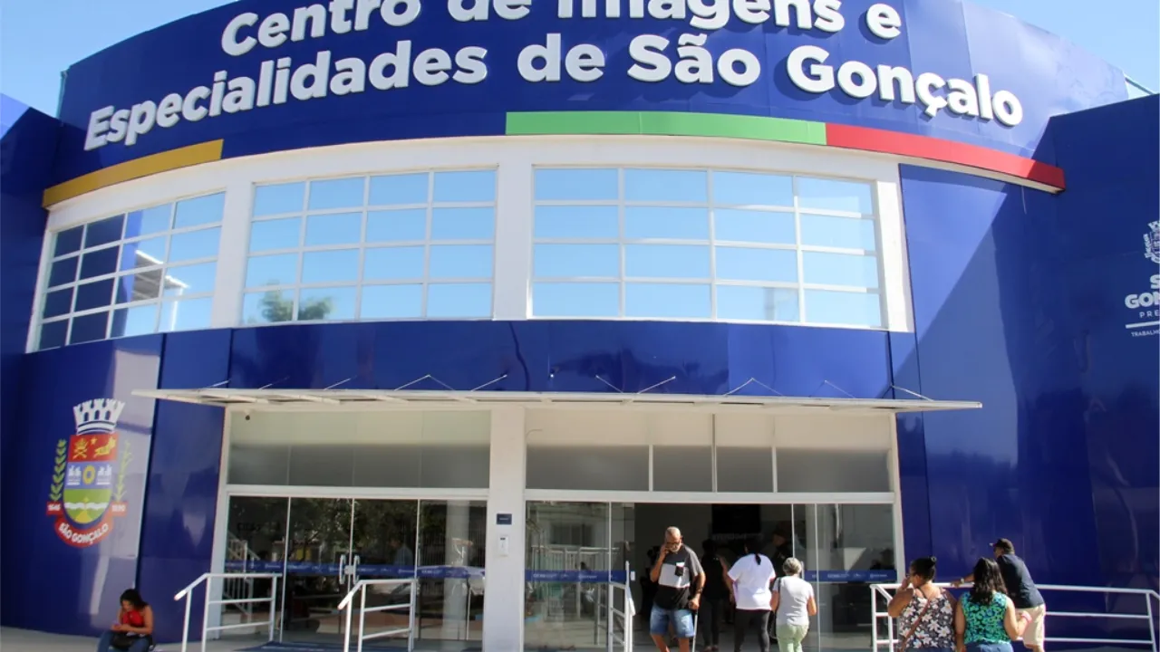 Fachada do Ciesg São Gonçalo, unidade de exames e consultas no Vila Três