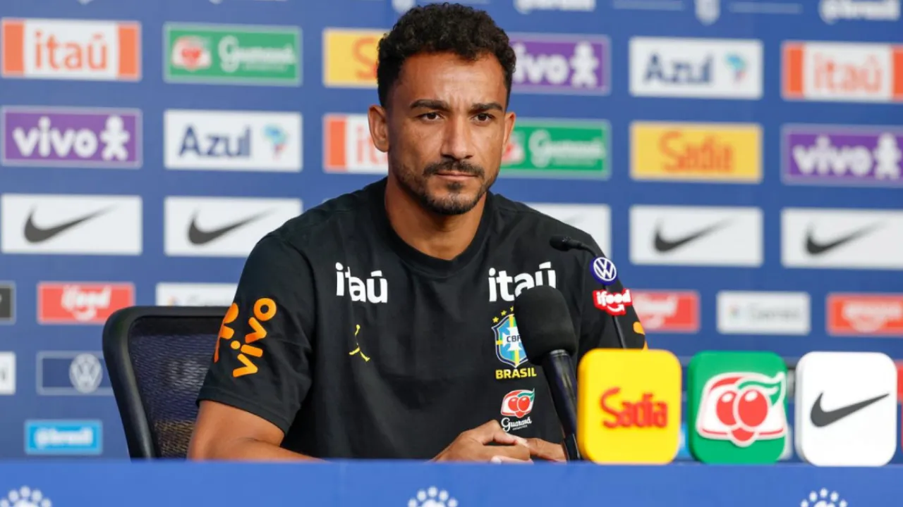 Danilo elogia Endrick durante coletiva da Seleção Brasileira na Copa do Mundo