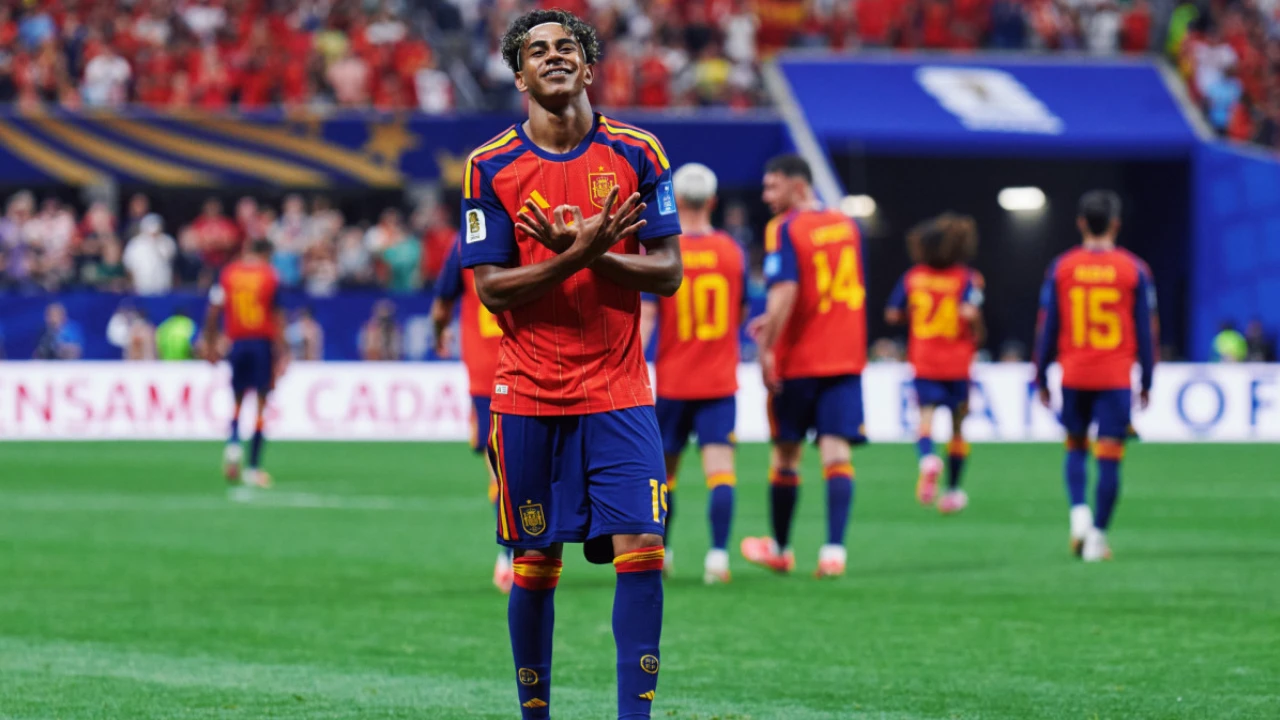 Lamine Yamal comemora gol da Espanha contra a Arábia Saudita pela Copa do Mundo 2026