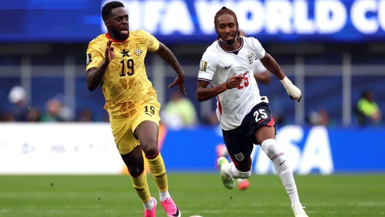 Harry Kane lamenta chance perdida no empate entre Inglaterra e Gana pela Copa do Mundo 2026