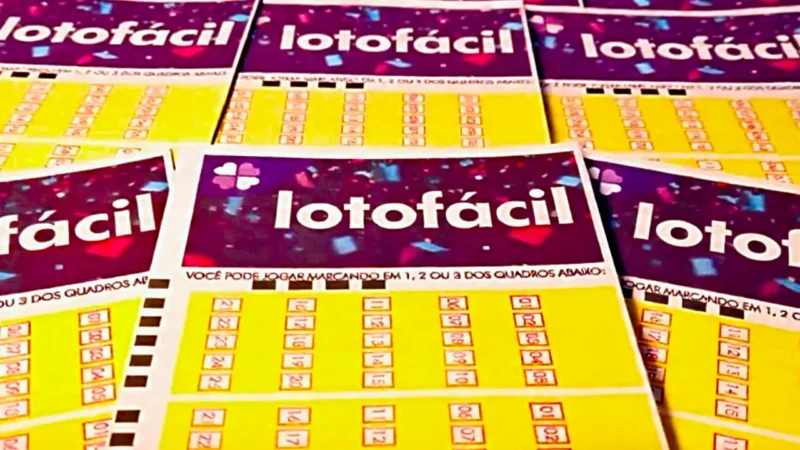 Concurso 3705 da Lotofácil, com resultado dos números sorteados segunda-feira, 08/06, bem como prêmios de todas as faixas de acerto. Soma do total de apostas realizadas, tal qual aquelas ganhadoras e perdedoras, com minúcias e explicação com detalhes especiais. Nesse sentido, realizamos análises de natureza econômica, financeira, lotérica e fiscal da extração, com fundamento nos valores de arrecadação e nas somas destinados ao pagamento dos prêmios. De igual forma, informamos a destinação pública do dinheiro referente ao saldo residual e o que é feito com o dinheiro da maior parte das pessoas que apostam estimuladas por seus sonhos, mas na realidade perdem, tal qual a maioria das vítimas da lógica lotérica dos jogos de azar.