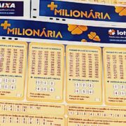 Concurso 360 da +Milionária, com resultado dos números sorteados quarta-feira, 03/06, bem como prêmios de todas as faixas de acerto. Soma do total de apostas realizadas, tal qual aquelas ganhadoras e perdedoras, com minúcias e explicação com detalhes especiais. Nesse sentido, realizamos análises de natureza econômica, financeira, lotérica e fiscal da extração, com fundamento nos valores de arrecadação e nas somas destinados ao pagamento dos prêmios. De igual forma, informamos a destinação pública do dinheiro referente ao saldo residual e o que é feito com o dinheiro da maior parte das pessoas que apostam estimuladas por seus sonhos, mas na realidade perdem, tal qual a maioria das vítimas da lógica lotérica dos jogos de azar.