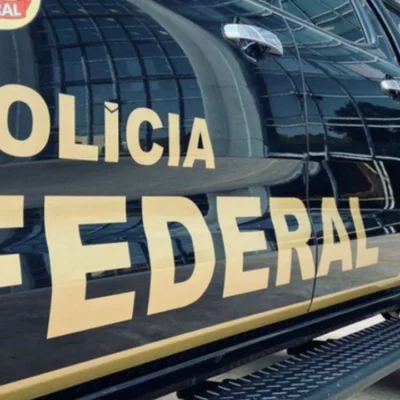 Viatura da Polícia Federal para fazer segurança eleitoral