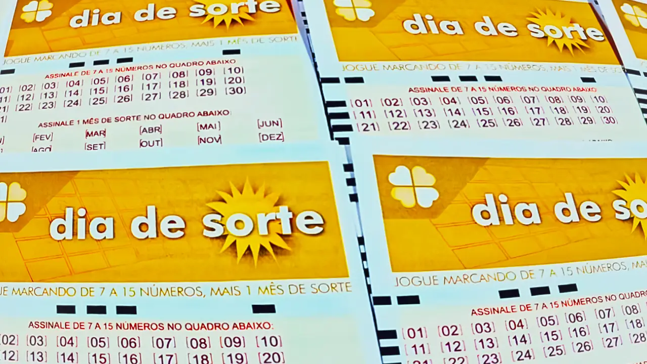 Concurso 1225 da Dia de Sorte, com resultado dos números sorteados domingo, 14/06, bem como Mês da Sorte e prêmios de todas as faixas de acerto. Soma do total de apostas realizadas, tal qual aquelas ganhadoras e perdedoras, com minúcias e explicação com detalhes especiais. Nesse sentido, realizamos análises de natureza econômica, financeira, lotérica e fiscal da extração, com fundamento nos valores de arrecadação e nas somas destinados ao pagamento dos prêmios. De igual forma, informamos a destinação pública do dinheiro referente ao saldo residual e o que é feito com o dinheiro da maior parte das pessoas que apostam estimuladas por seus sonhos, mas na realidade perdem, tal qual a maioria das vítimas da lógica lotérica dos jogos de azar.