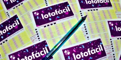 Concurso 3716 da Lotofácil, com resultado dos números sorteados sábado, 20/06, bem como prêmios de todas as faixas de acerto | Enzo Carvalho