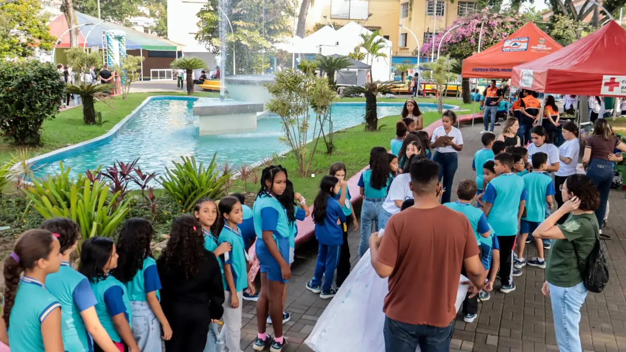 Estudantes participam de ação sobre meio ambiente em São Gonçalo