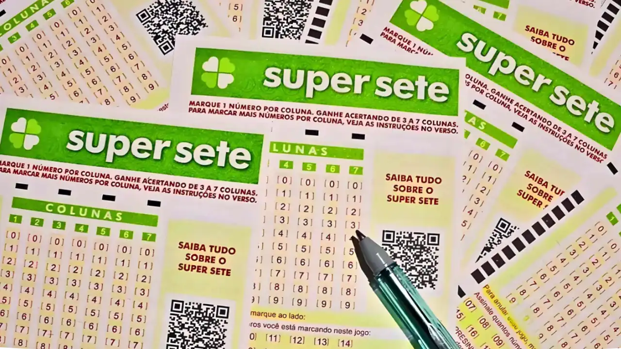 Resultado da Super Sete 863, com resultado dos números sorteados segunda-feira, 22/06, bem como prêmios de todas as faixas de acerto. Soma do total de apostas realizadas, tal qual aquelas ganhadoras e perdedoras, com minúcias e explicação com detalhes especiais. Nesse sentido, realizamos análises de natureza econômica, financeira, lotérica e fiscal da extração, com fundamento nos valores de arrecadação e nas somas destinados ao pagamento dos prêmios. De igual forma, informamos a destinação pública do dinheiro referente ao saldo residual e o que é feito com o dinheiro da maior parte das pessoas que apostam estimuladas por seus sonhos, mas na realidade perdem, tal qual a maioria das vítimas da lógica lotérica dos jogos de azar.
