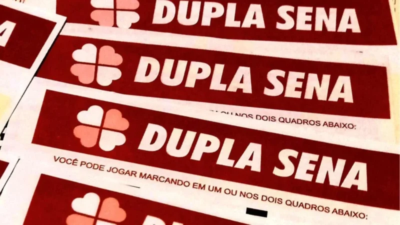 Concurso 2980 da Dupla Sena, com resultado dos números sorteados na quarta-feira, 08/07, bem como prêmios de todas as faixas de acerto. Soma do total de apostas realizadas, e análises econômicas, financeiras e lotéricas tanto sobre as ganhadoras quanto perdedoras, com base na arrecadação.