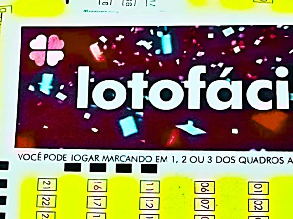 Volante do concurso 3742 da Lotofácil, com resultado dos números sorteados na quarta-feira, 22/07, bem como prêmios de todas as faixas de acerto. Soma do total de apostas realizadas, e análises econômicas, financeiras e lotéricas tanto sobre as ganhadoras quanto perdedoras, com base na arrecadação | Enzo Carvalho/Folha do Leste