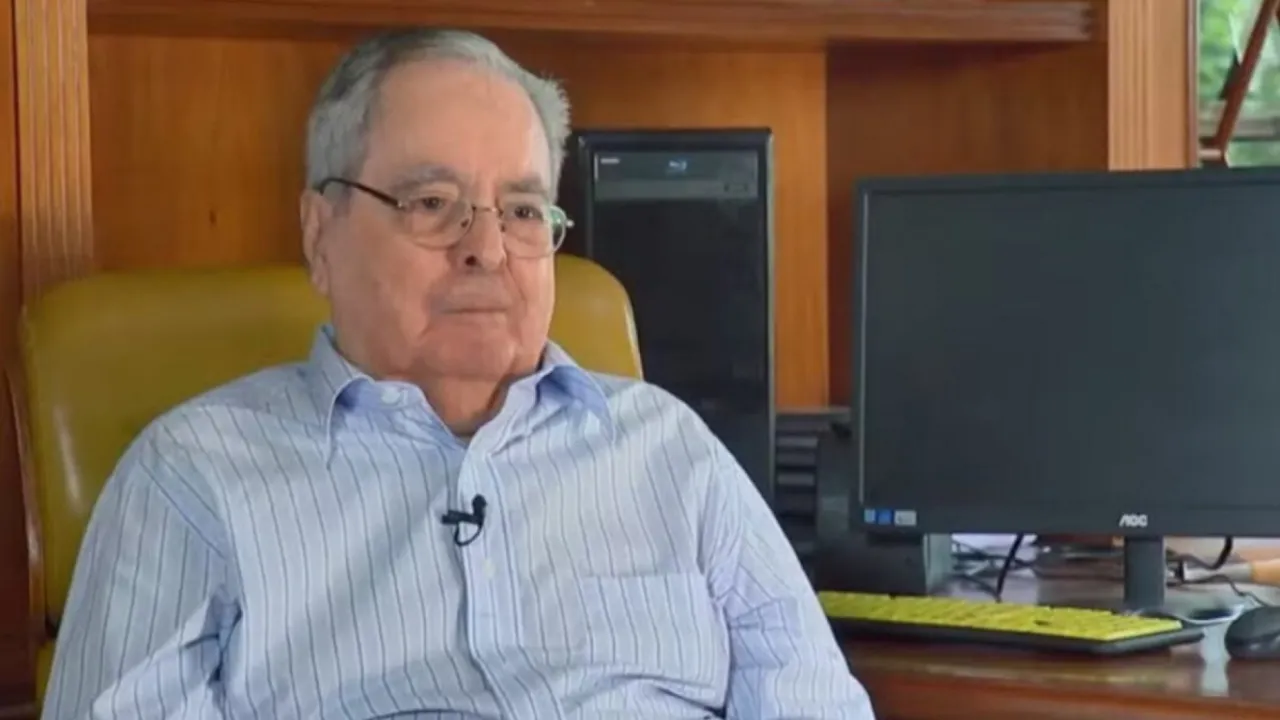 Benedito Ruy Barbosa em retrato relacionado à trajetória como autor de novelas brasileiras