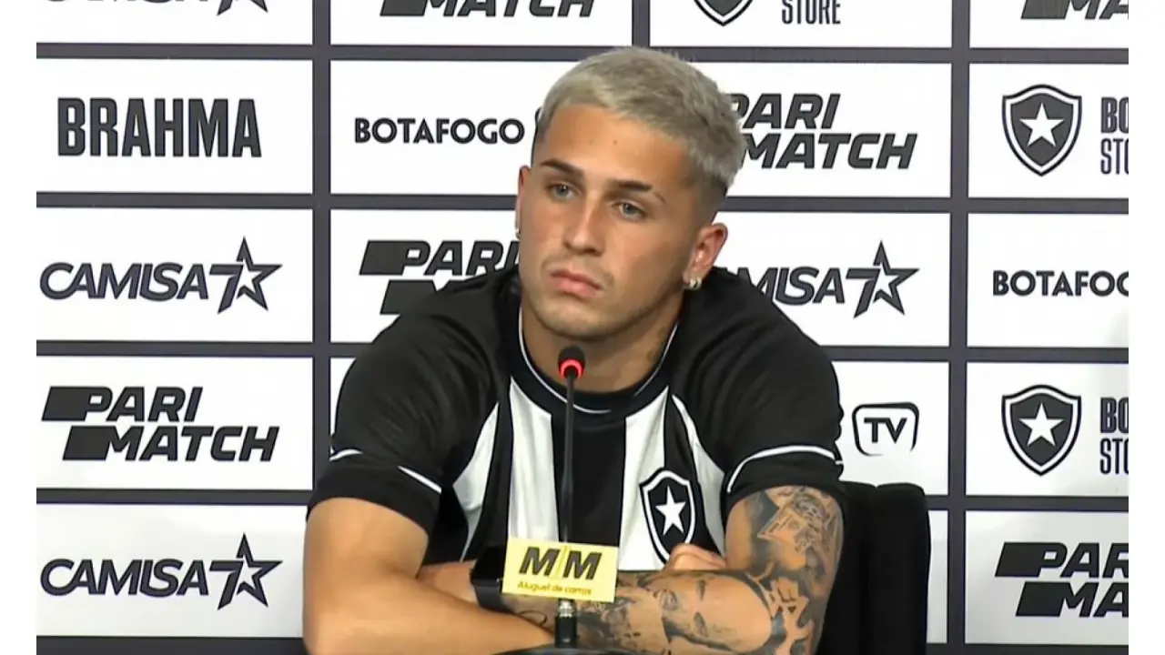 Diego Hernández em partida pelo Remo durante a passagem por empréstimo antes de negociar com o Sport Diego Hernández em partida pelo Remo durante a passagem por empréstimo antes de negociar com o Sport