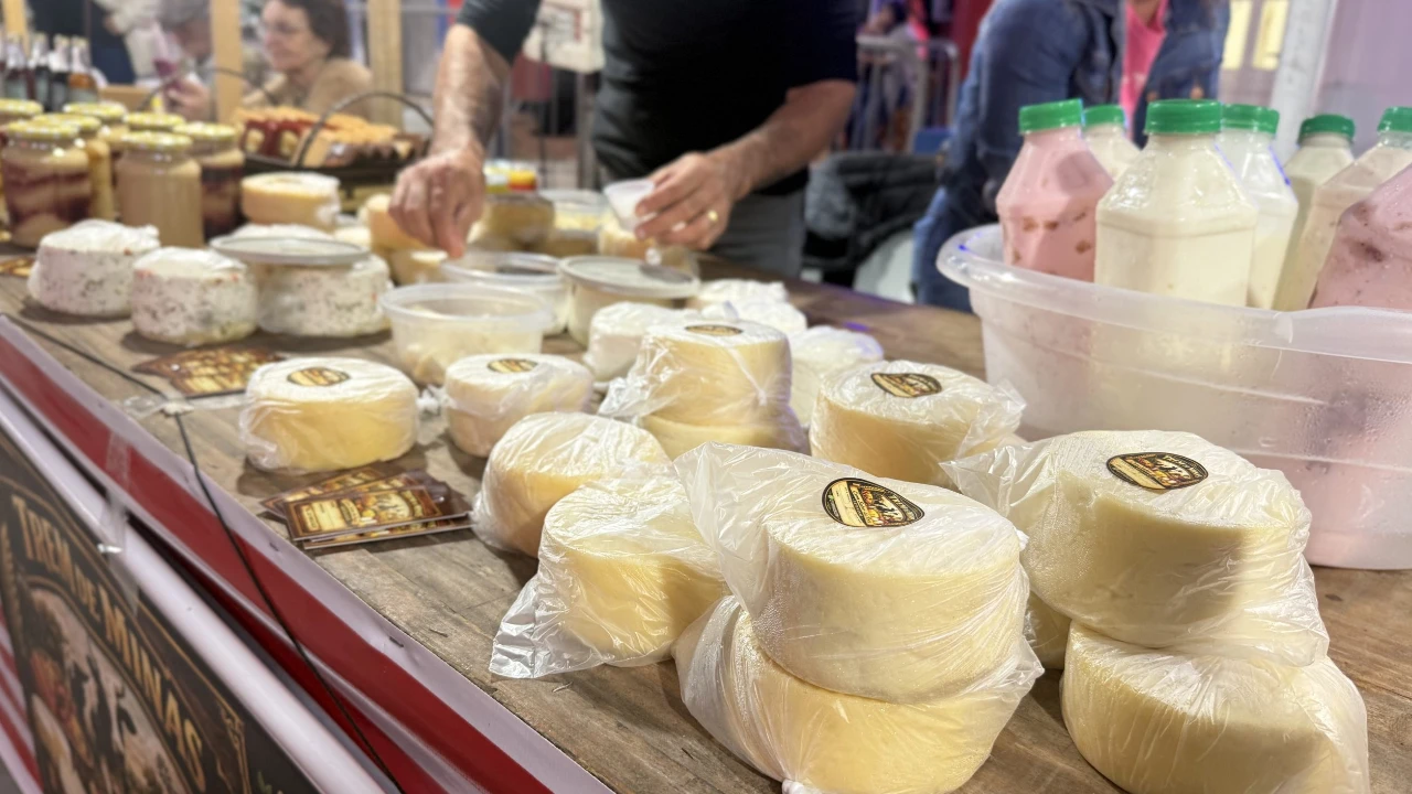 Produtores rurais expõem alimentos e artesanato durante a Festa do Produtor Rural de Maricá