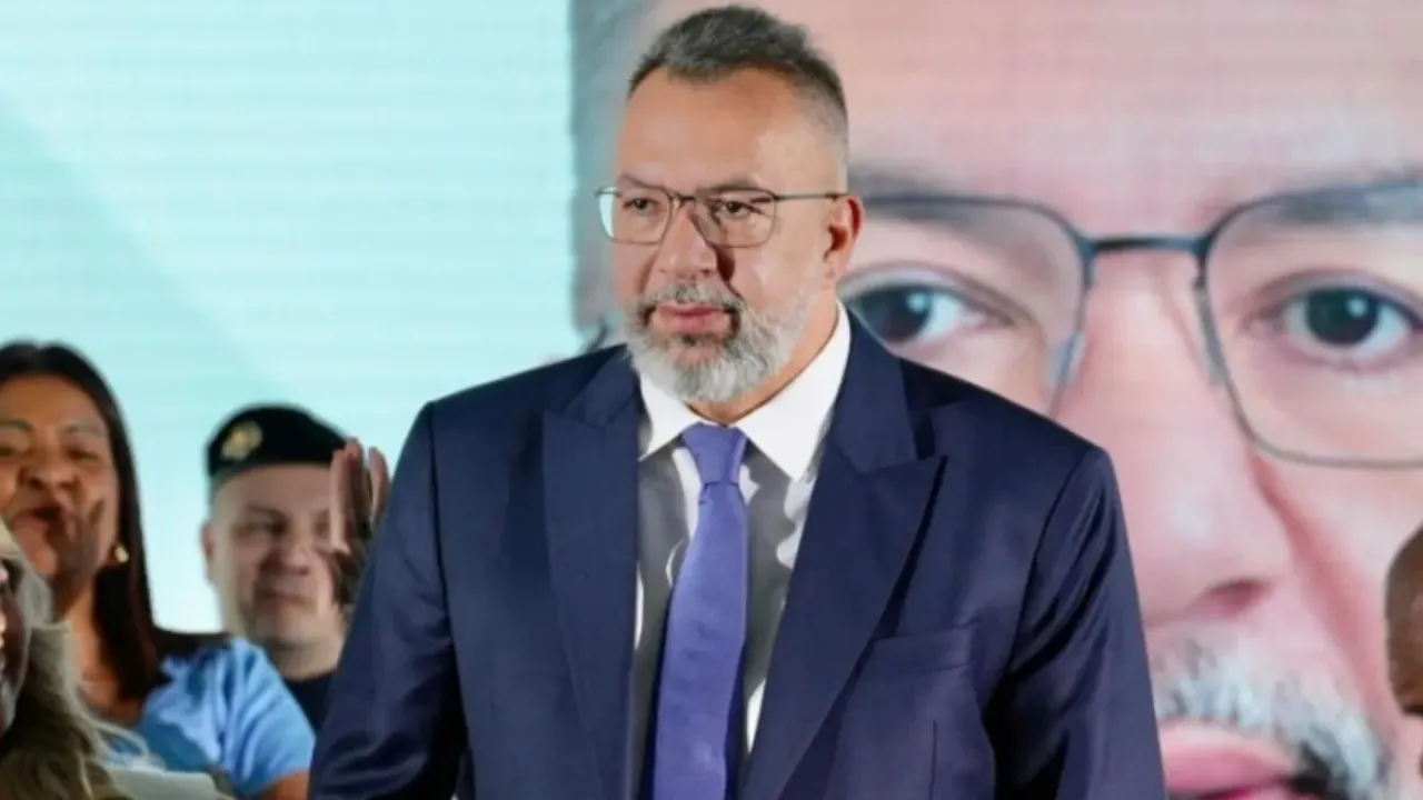Márcio Canella, ex-prefeito de Belford Roxo, deixa prisão após decisão de Alexandre de Moraes com medidas cautelares