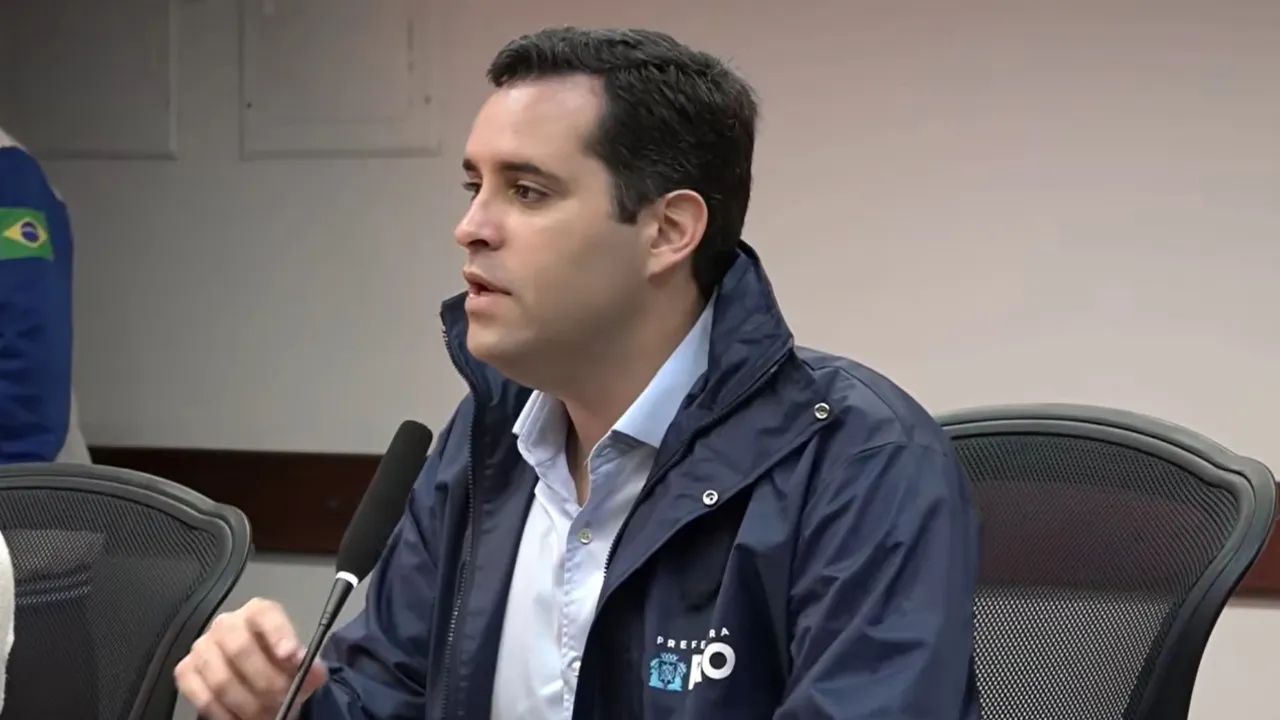 Ônibus urbano circula no Rio de Janeiro em meio à renovação da frota pelo Sistema Rio