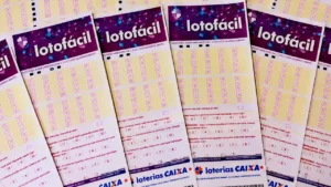 Concurso 3739 da Lotofácil, com resultado dos números sorteados no domingo, 19/07, bem como prêmios de todas as faixas de acerto. Soma do total de apostas realizadas, e análises econômicas, financeiras e lotéricas tanto sobre as ganhadoras quanto perdedoras, com base na arrecadação.