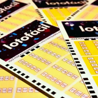Concurso 3734 da Lotofácil, com resultado dos números sorteados na segunda-feira, 13/07, bem como prêmios de todas as faixas de acerto. Soma do total de apostas realizadas, e análises econômicas, financeiras e lotéricas tanto sobre as ganhadoras quanto perdedoras, com base na arrecadação.