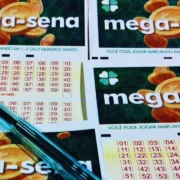 Concurso 3035 da Mega-Sena, com resultado dos números sorteados na quinta-feira, 23/07, bem como prêmios de todas as faixas de acerto. Soma do total de apostas realizadas, e análises econômicas, financeiras e lotéricas tanto sobre as ganhadoras quanto perdedoras, com base na arrecadação.
