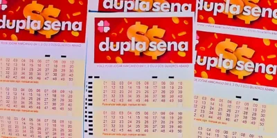Concurso 3003 da Dupla Sena, com resultado dos números sorteados na segunda-feira, 31/08, bem como prêmios de todas as faixas de acerto. Soma do total de apostas realizadas, e análises econômicas, financeiras e lotéricas tanto sobre as ganhadoras quanto perdedoras, com base na arrecadação