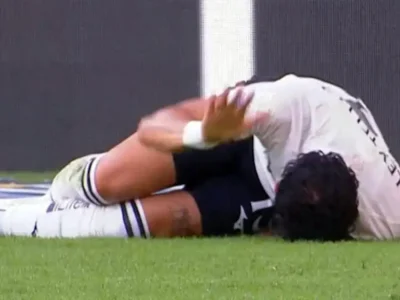 Alex Telles durante partida do Botafogo pelo Campeonato Brasileiro