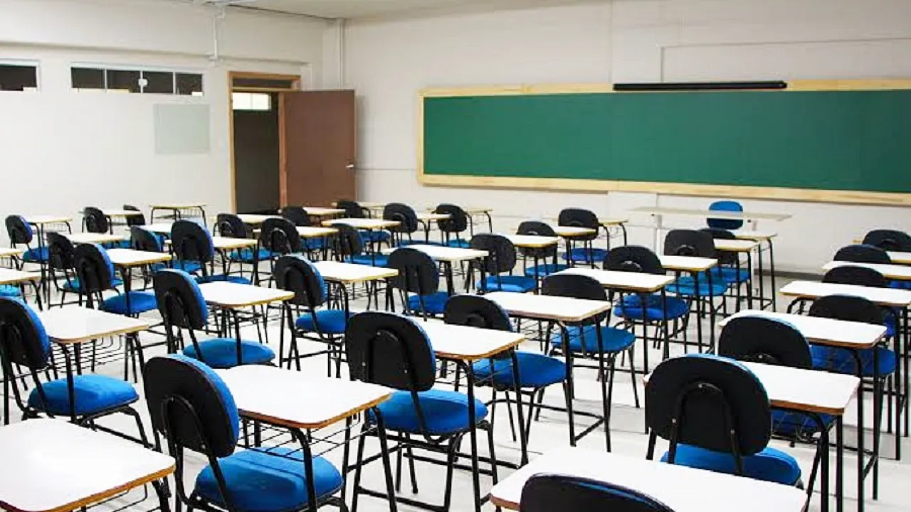 Educação: aulas no estado do Rio de Janeiro estão suspensas sexta-feira 07/08 por previsão de ventos fortes. Veja quem é afetado e as orientações de segurança. 