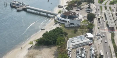 Bicicletário de Charitas ao lado da estação do catamarã em Niterói
