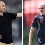 Jogadores de Botafogo e Athletico-PR durante confronto pelo Campeonato Brasileiro