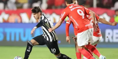 Jogadores do Botafogo durante preparação para enfrentar o Cienciano pela Copa Sul-Americana