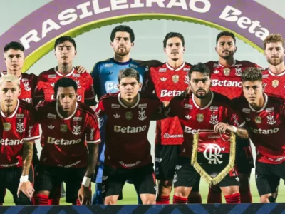 Jogadores do Flamengo comemoram durante partida do Campeonato Brasileiro de 2026