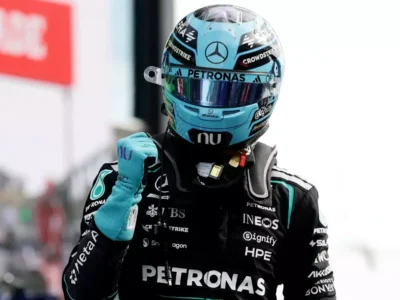 Carros da Fórmula 1 no Circuito de Zandvoort, na Holanda, onde acontece neste sábado o treino classificatório que define o grid para a corrida de domingo