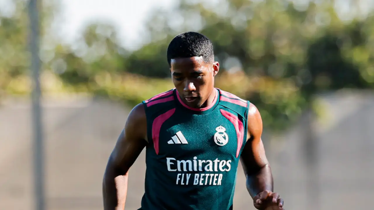 Endrick durante partida pelo Real Madrid antes de sofrer problema muscular Endrick durante partida pelo Real Madrid antes de sofrer problema muscular