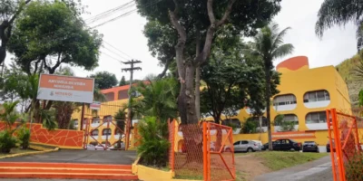 Escola Municipal Antineia Silveira Miranda, no Caramujo, que passará a adotar currículo com presença ampliada do esporte