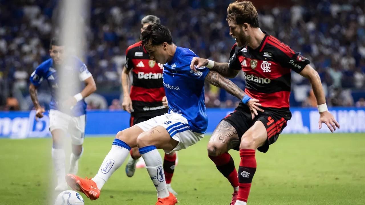 Lucas Paquetá durante Cruzeiro x Flamengo, no Mineirão, pelo jogo de ida das oitavas de final da Copa Libertadores de 2026. O meia marcou o gol que garantiu o empate rubro-negro por 1 a 1 Lucas Paquetá durante Cruzeiro x Flamengo, no Mineirão, pelo jogo de ida das oitavas de final da Copa Libertadores de 2026. O meia marcou o gol que garantiu o empate rubro-negro por 1 a 1