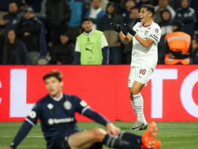 Kevin Serna, jogador do Fluminense, durante duelo contra o Independiente Rivadavia pela Libertadores