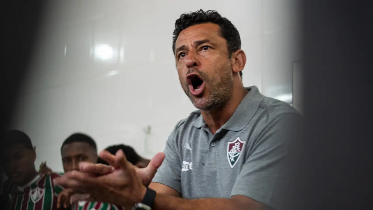 Fred comanda o Fluminense Sub-20 em sua primeira partida oficial como treinador do clube e vence o Nova Iguaçu por 3 a 1 no Estádio Jânio Moraes Fred comanda o Fluminense Sub-20 em sua primeira partida oficial como treinador do clube e vence o Nova Iguaçu por 3 a 1 no Estádio Jânio Moraes