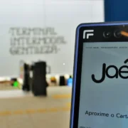 Imagem de apoio para reportagem sobre o Jaé, sistema de bilhetagem dos transportes municipais do Rio, que ultrapassou 1 bilhão de embarques acumulados e completou um ano como bilhetagem exclusiva