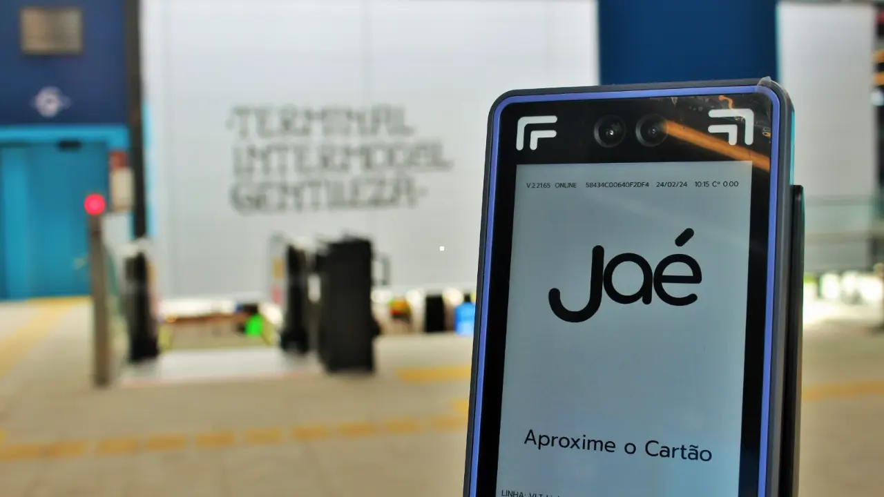 Imagem de apoio para reportagem sobre o Jaé, sistema de bilhetagem dos transportes municipais do Rio, que ultrapassou 1 bilhão de embarques acumulados e completou um ano como bilhetagem exclusiva