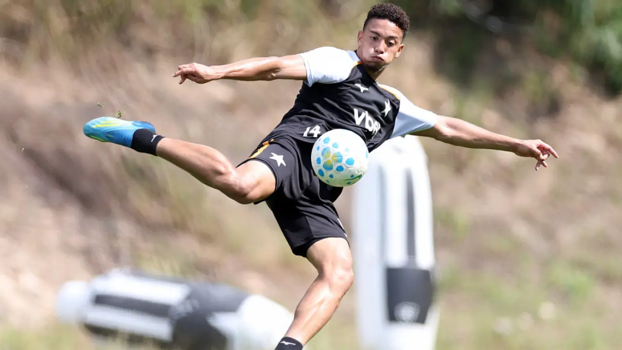Jordan Barrera busca recuperar espaço no Botafogo de Franclim Carvalho Jordan Barrera busca recuperar espaço no Botafogo de Franclim Carvalho