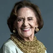 Laura Cardoso, uma das principais referências da dramaturgia brasileira. A atriz morreu aos 98 anos após uma carreira de mais de oito décadas no rádio, televisão, cinema e teatro