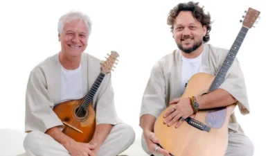 Imagem de apoio para reportagem sobre a gravação do DVD “Embaralhando 7”, de Léo Pinheiro e Sergio Chiavazzoli, no Theatro Municipal de Niterói, com participações especiais e ingresso solidário