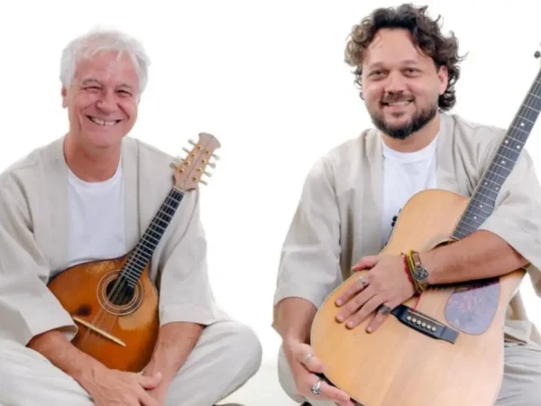 Imagem de apoio para reportagem sobre a gravação do DVD “Embaralhando 7”, de Léo Pinheiro e Sergio Chiavazzoli, no Theatro Municipal de Niterói, com participações especiais e ingresso solidário