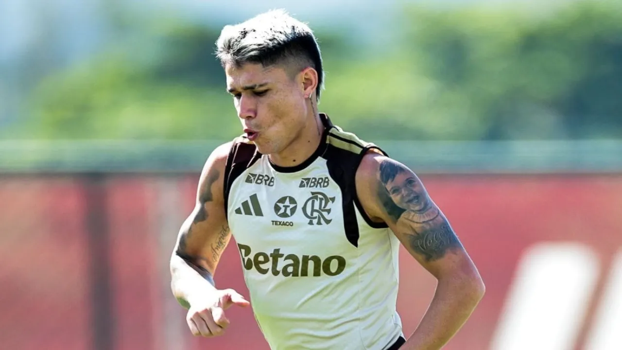 Luiz Araújo pode voltar ao Flamengo contra o Cruzeiro pela Libertadores Luiz Araújo pode voltar ao Flamengo contra o Cruzeiro pela Libertadores