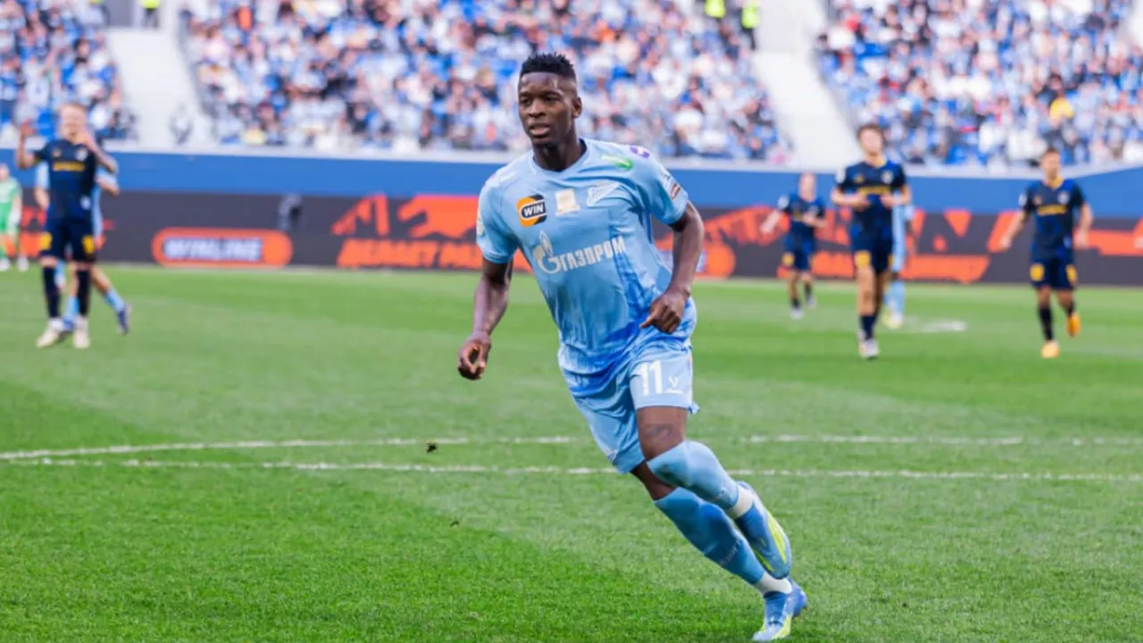 Luiz Henrique durante partida pelo Zenit