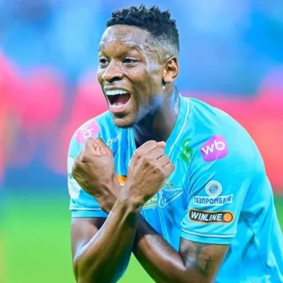Imagem do jogador Luiz Henrique, jogando pelo Zenit, durante partida oficial do clube russo