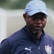 Marcão orienta jogadores do Fluminense antes de sequência decisiva da temporada
